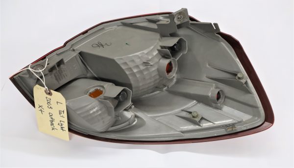 Subaru OEM Outback Driver Side Left Tail Light 2005-2007 - Image 2