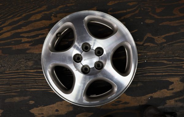 Subaru Legacy OEM Genuine Set of 15" Wheels 5x100 1997-1999 Local Pick Up Only - Image 3